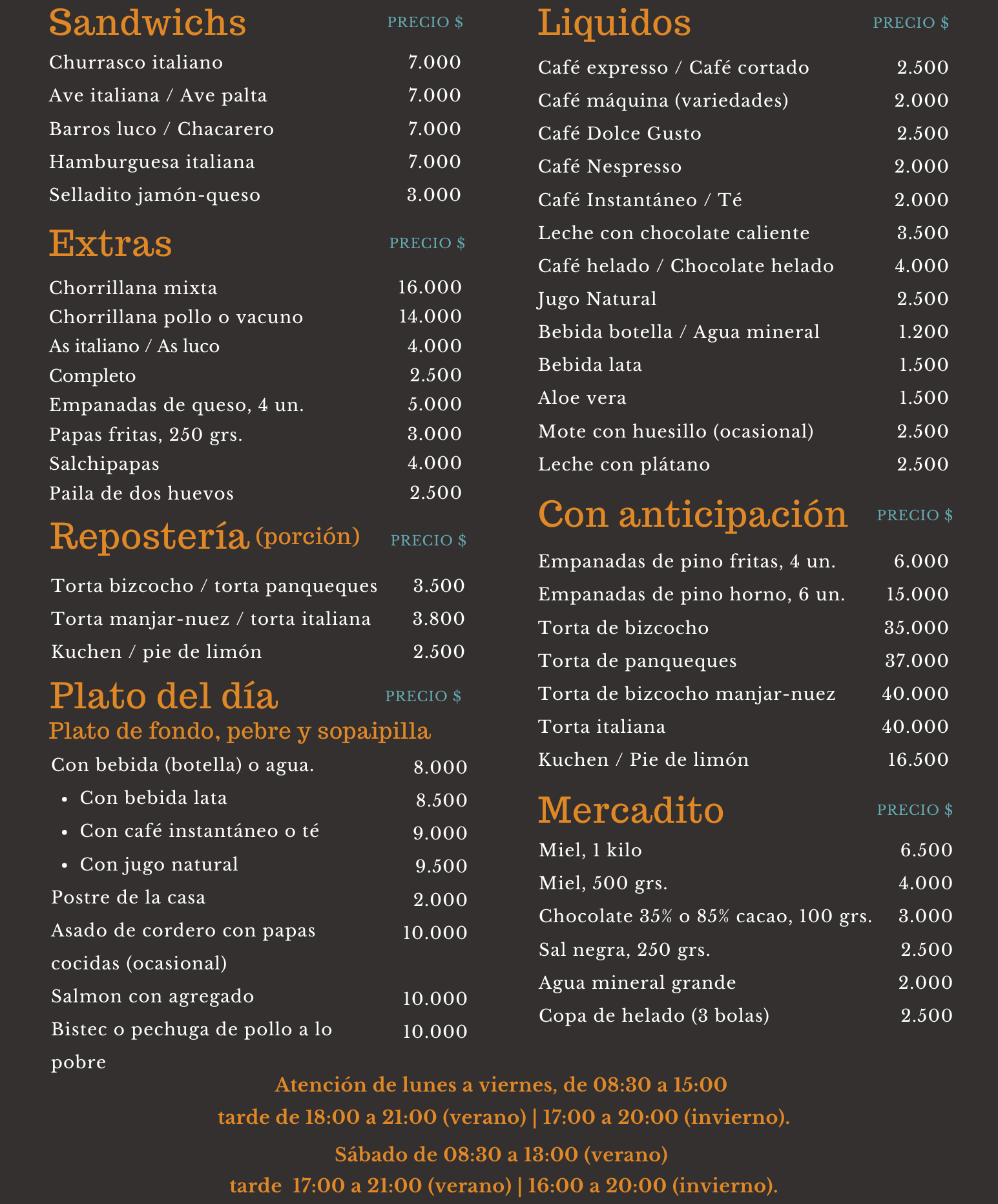 Café & Hostal Acurruka, servicio de restaurant